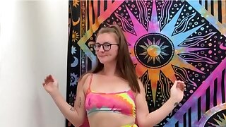 Try on Swimsuit Drag