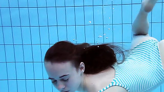 Anna Netrebko steaming underwater fur..